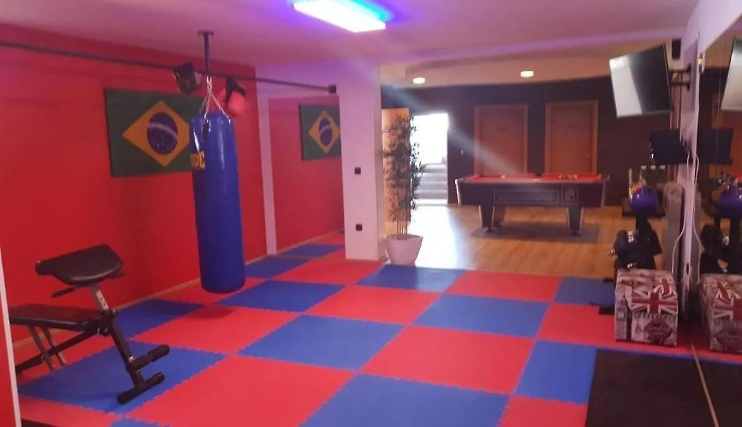 Villa Filip - Private Pool & Gym Pula