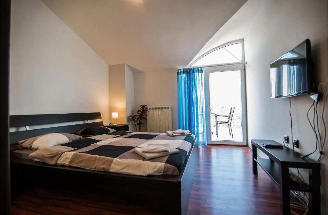Villa Filip - Private Pool & Gym Pula Croatia